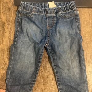 OshKosh B’Gosh jeans 18m